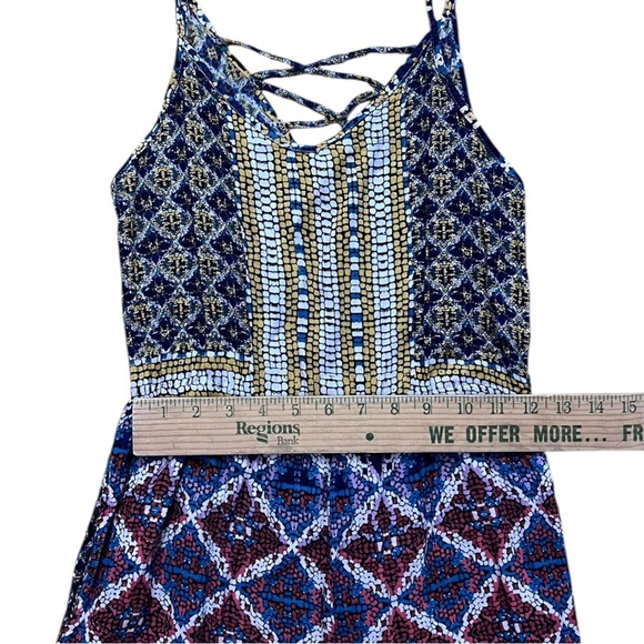 Patterned Romper - Picture 5 of 6